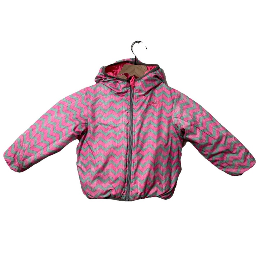 The North Face Kids Girls Reversible Puffer Jacket Pink & Gray Chevron 2T